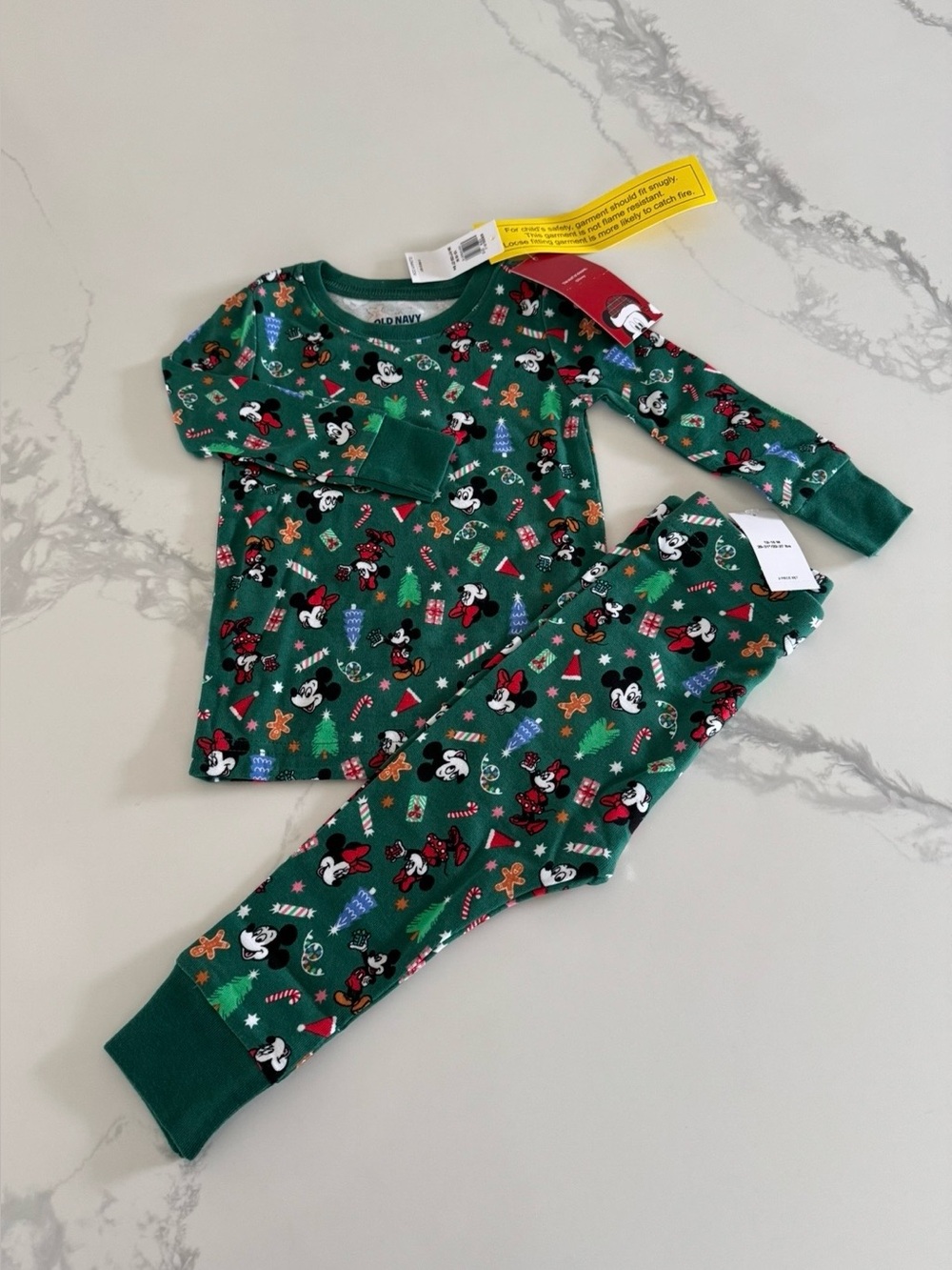 NWT Disney Mickey & Minnie Mouse Holiday Pajama Set 12-18 Months